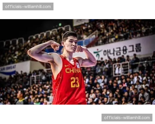 刘铮偰李永炜随队出征 上海侧翼防守资源有望补强